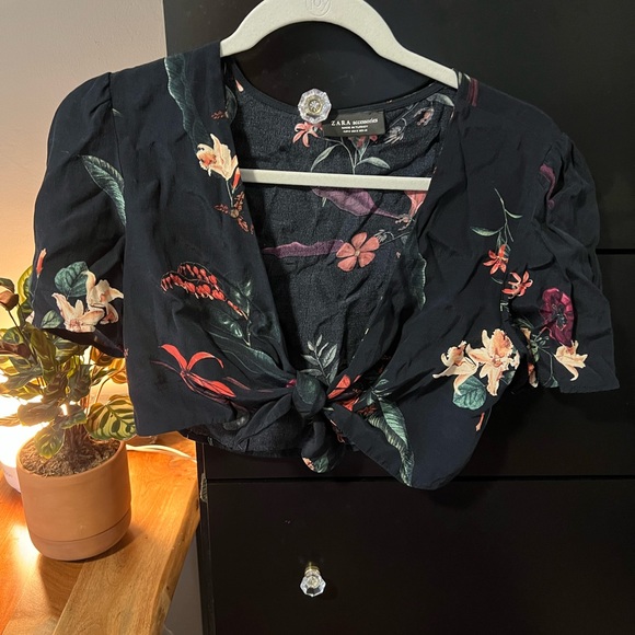 Zara floral tie top - Picture 3 of 6